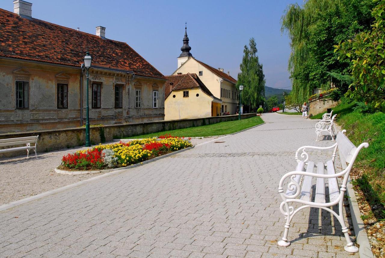 K Relax Place, Varazdinske Toplice, Modern Home With Sauna, Jacuzzi, Wifi المظهر الخارجي الصورة
