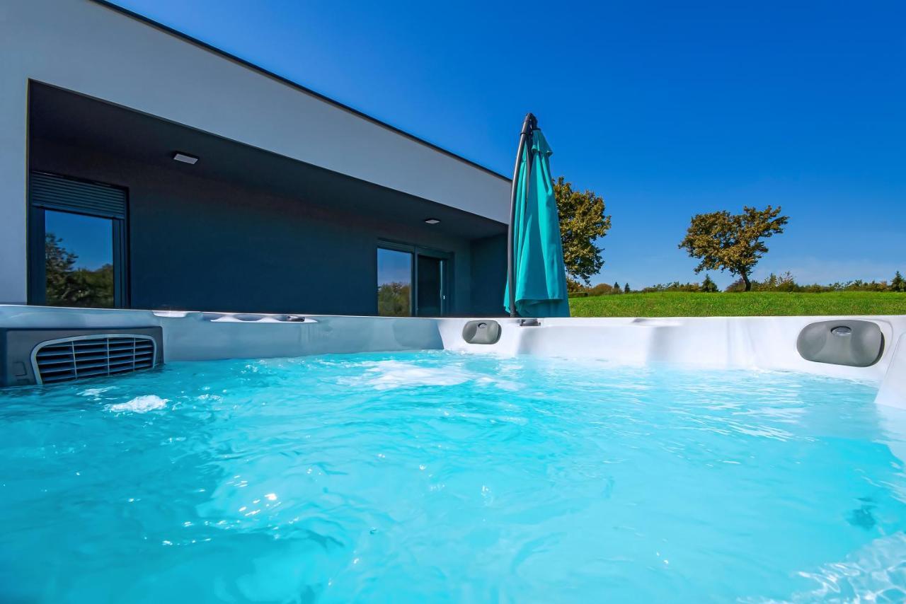 K Relax Place, Varazdinske Toplice, Modern Home With Sauna, Jacuzzi, Wifi المظهر الخارجي الصورة